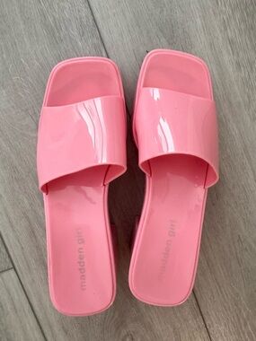 Madden Girl Glossy Bubblegum Pink Slide Sandals